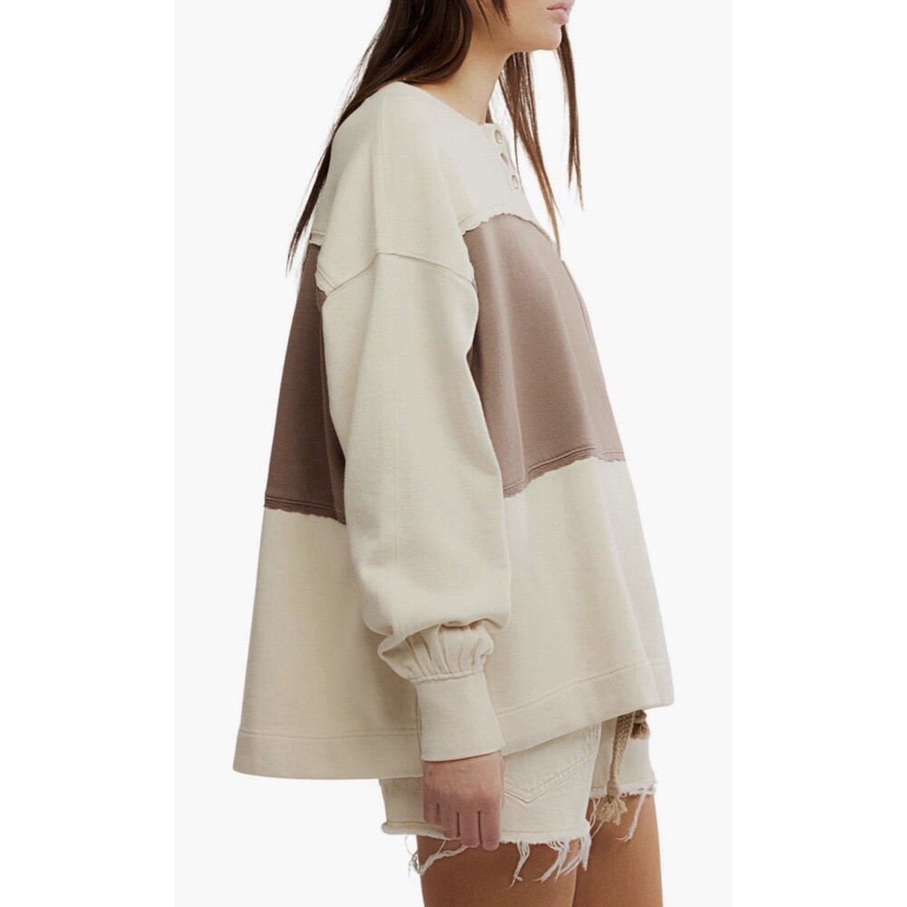 Free People Womens Strawberry Colorblock Oversized Cream Sweatshirt size Small - Picture 2 of 7